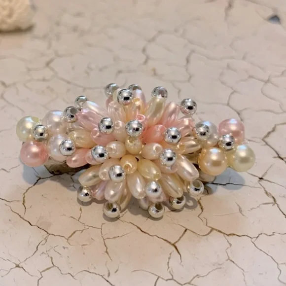 Vintage 80s Pink Pearl Starburst Cluster Beaded Barrettes - Picture 7 of 7